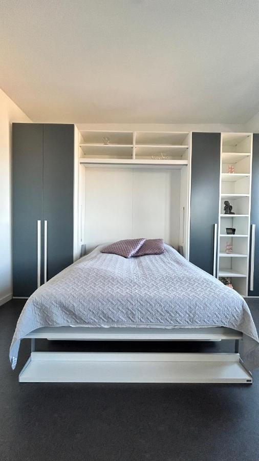 Skyview Studio At Kreuzberg-mitte * Berlim