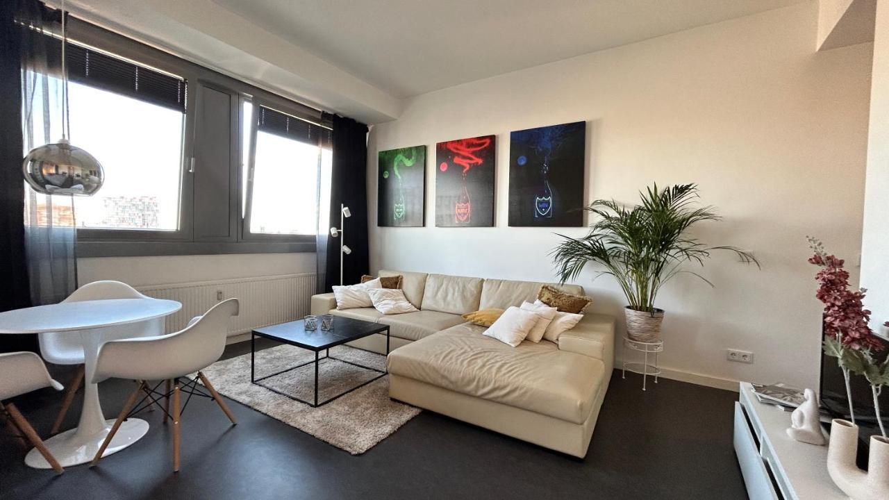 Skyview Studio At Kreuzberg-mitte Apartamento
