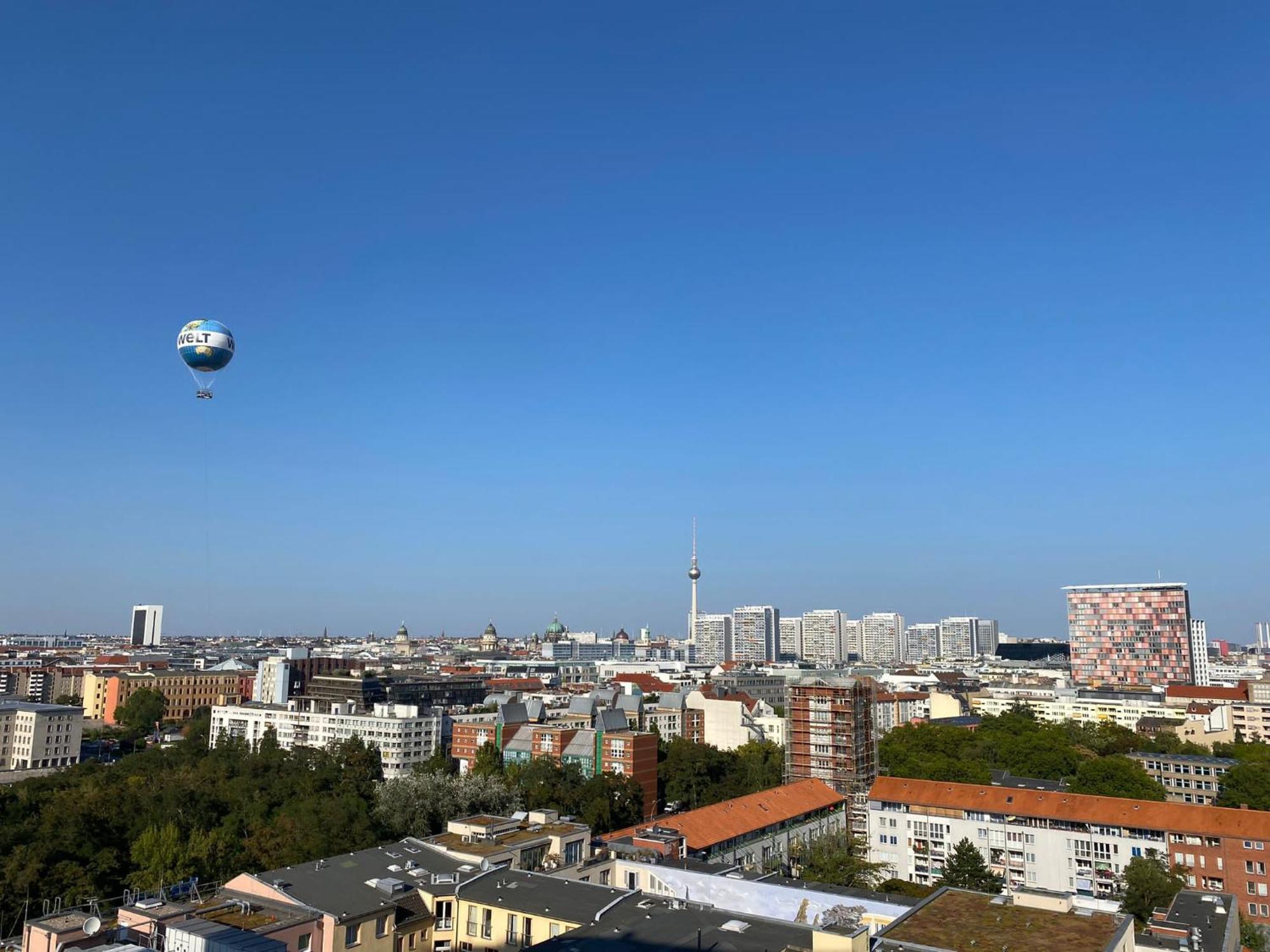 Skyview Studio At Kreuzberg-mitte Berlim