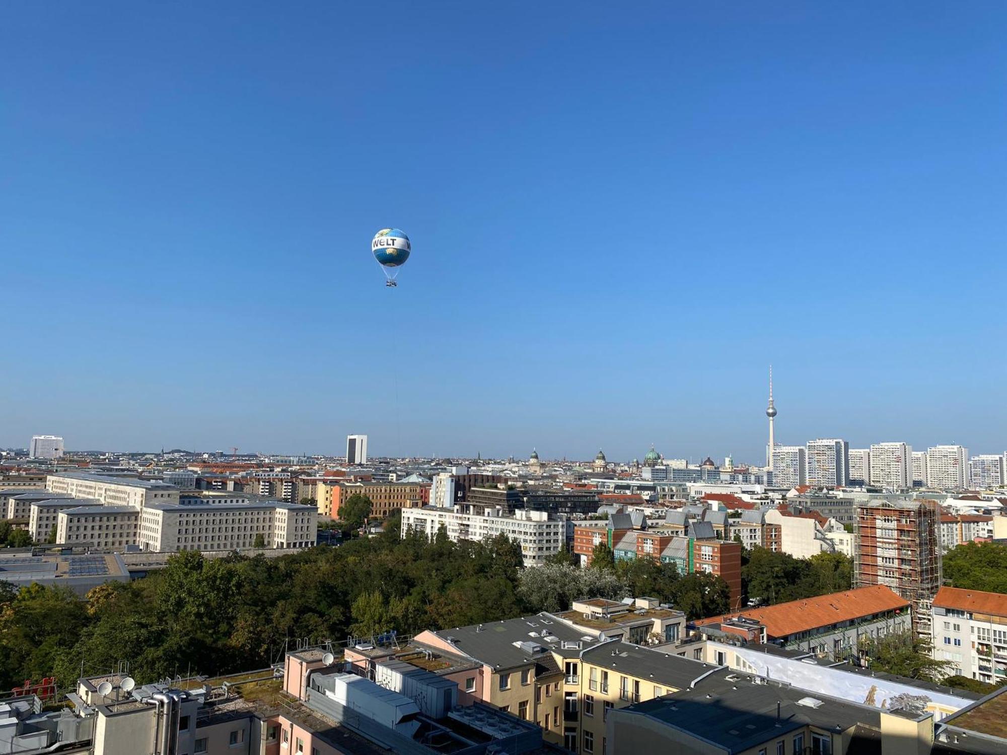Apartamento Skyview Studio At Kreuzberg-mitte *
